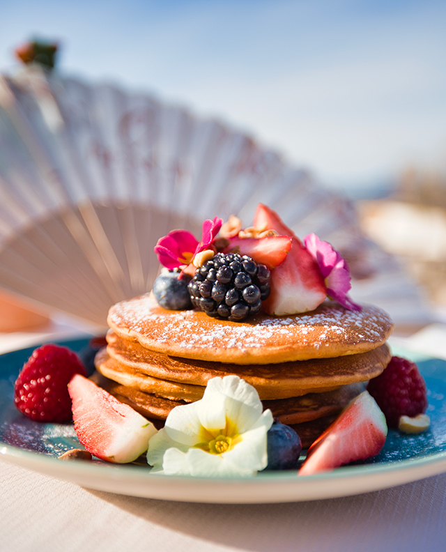 petit-dejeuner-plage-cannes-2