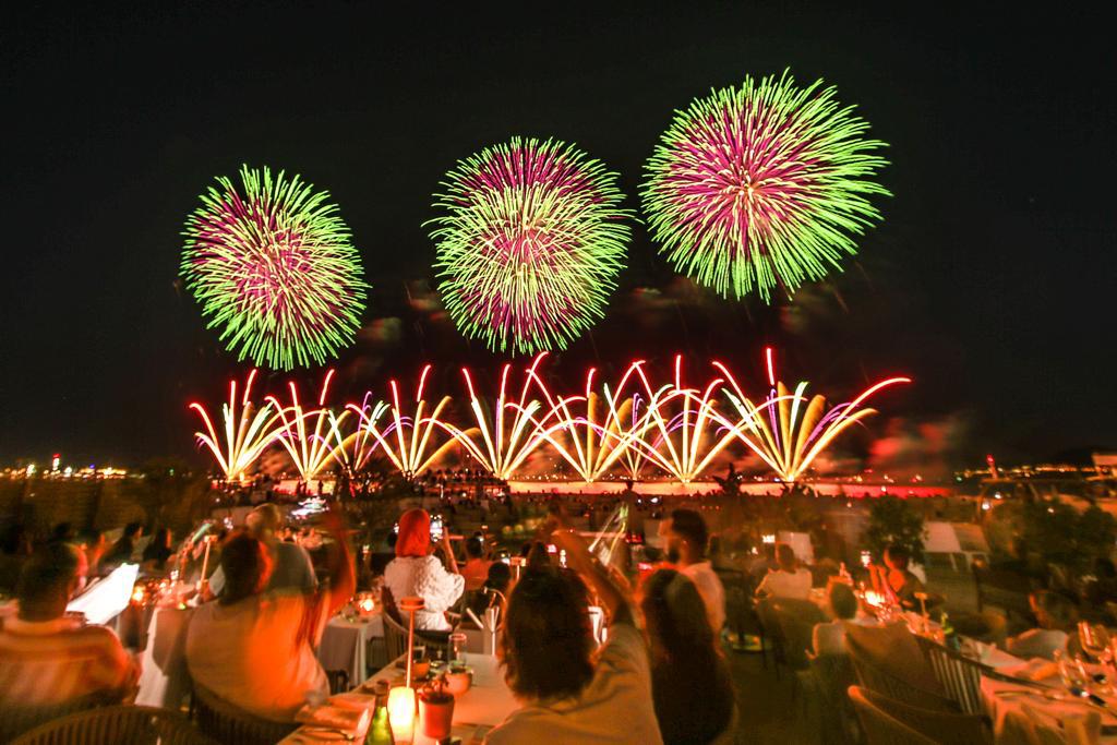 plage feu d'artifice cannes